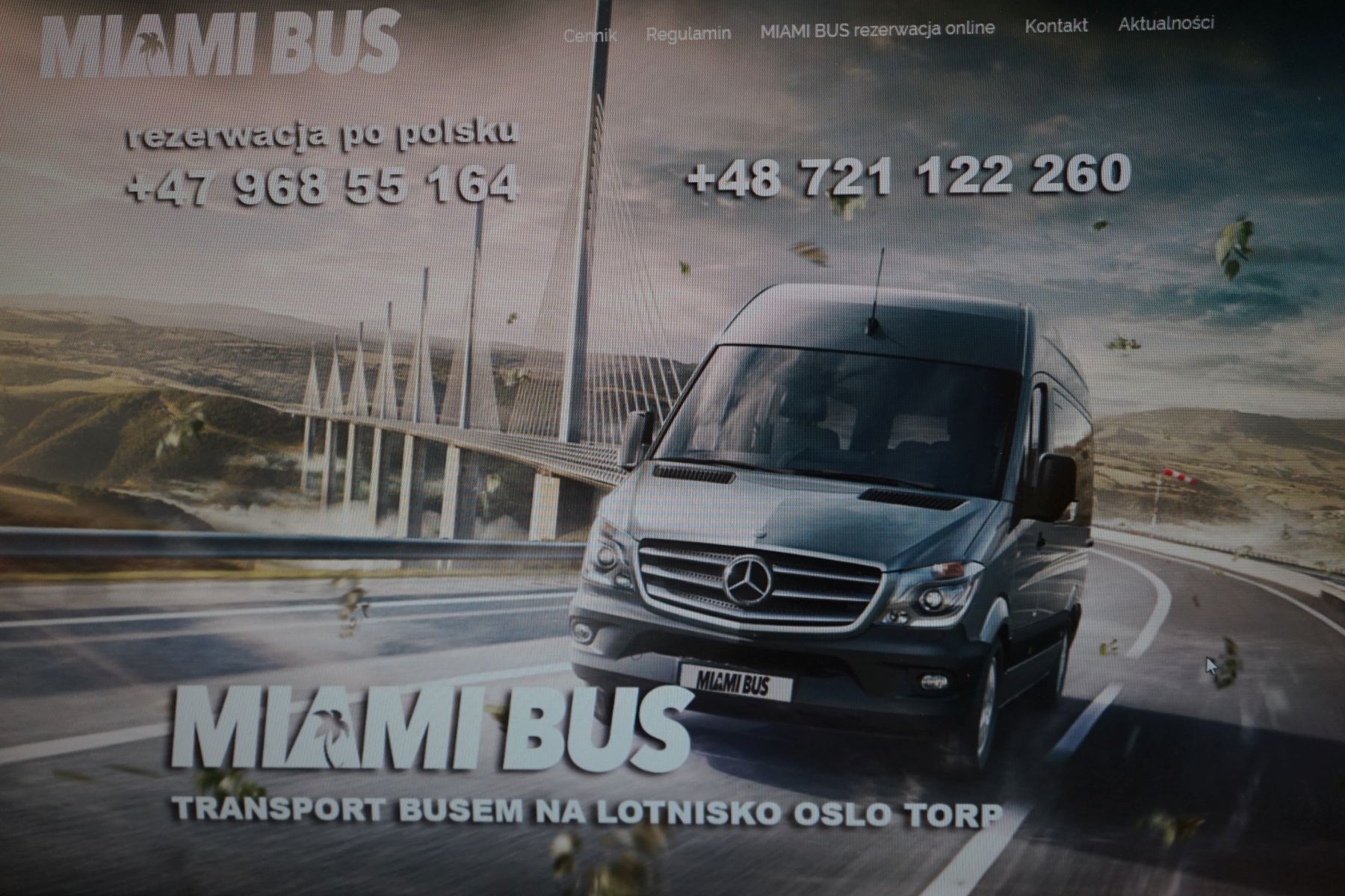 Fra nettsidene til Polish and Norwegian Services AS alias Miami Bus. Et par norskspråklige busser har forsøkt å henvende seg til «selskapet», men piratene gidder ikke å svare engang.